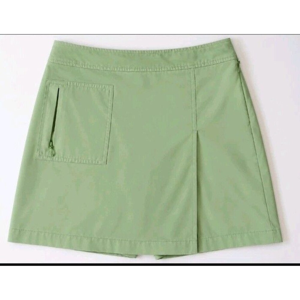 IZOD Xtra dry Athletic Skort 10 size Golf/Tennis/ country club Athleisure